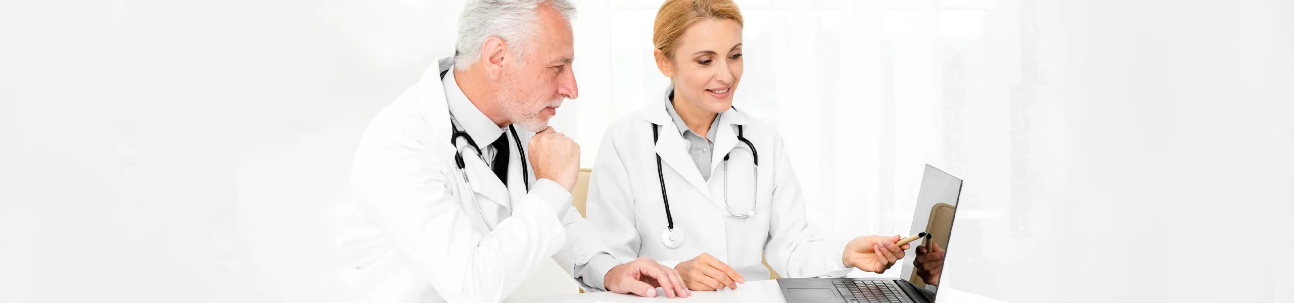 樂威壯與酒精能一起嗎?低血壓與勃起反應風險|服用情境與反應主題圖